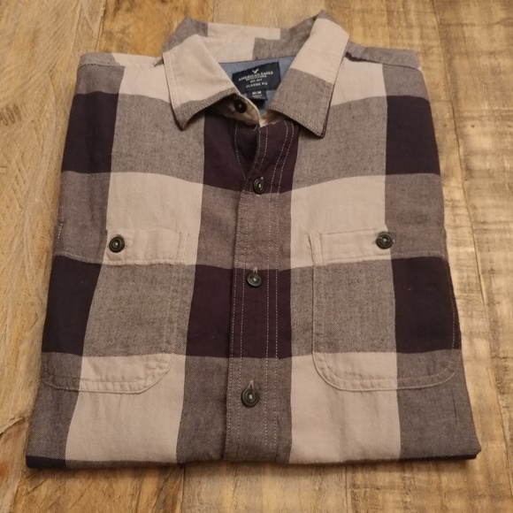 American Eagle Outfitters Men's Flannel Shirt - Picture 2 of 8